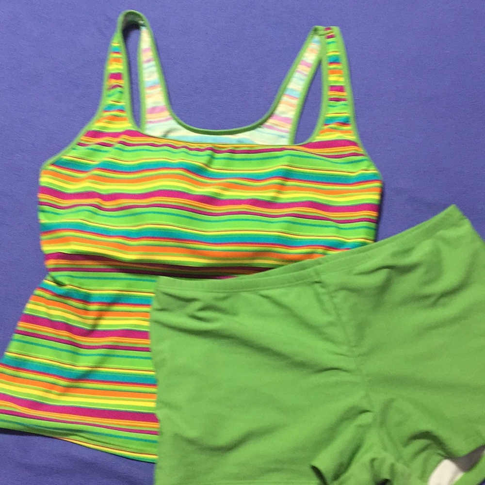 Ladies bathing suit. Top and bottom swim suit.